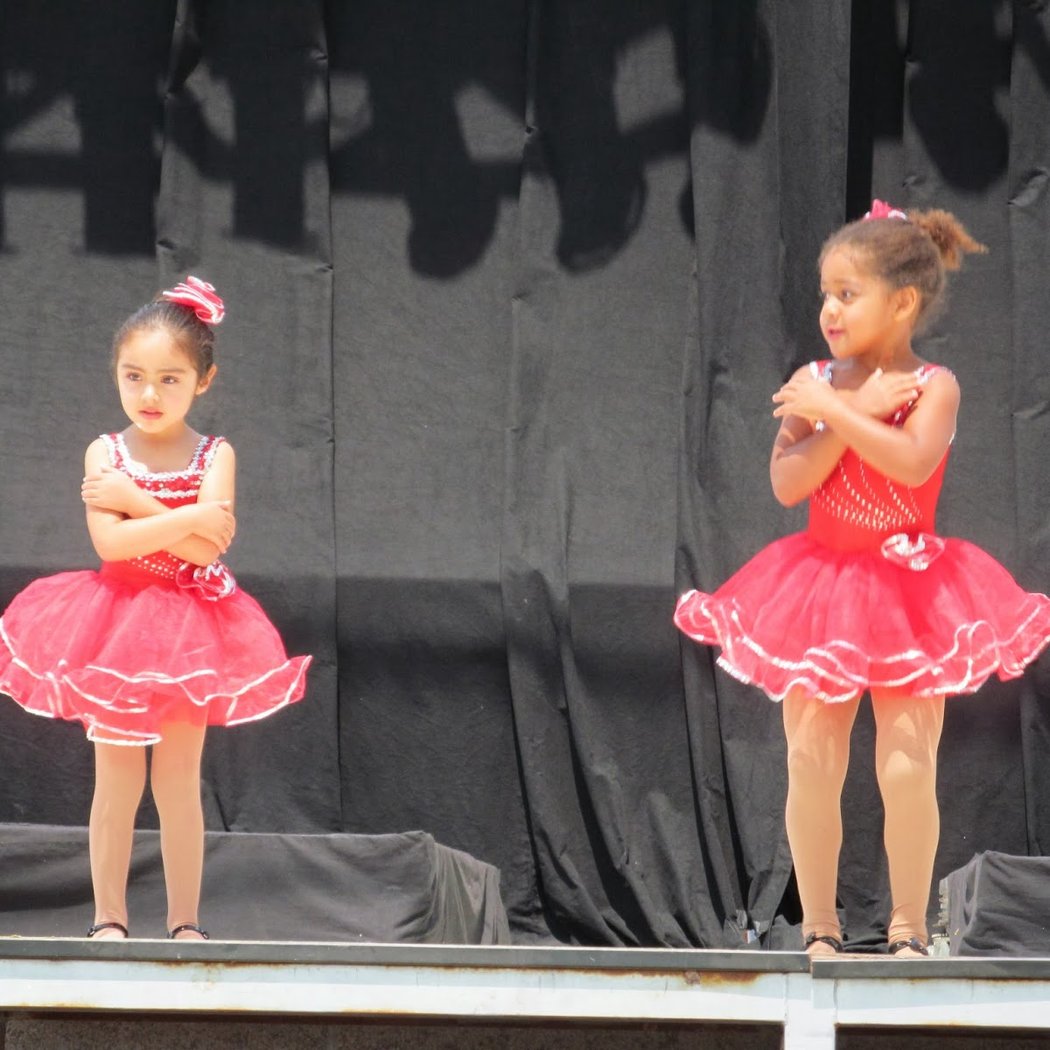 Pepperette Baton & Dance Club 2
