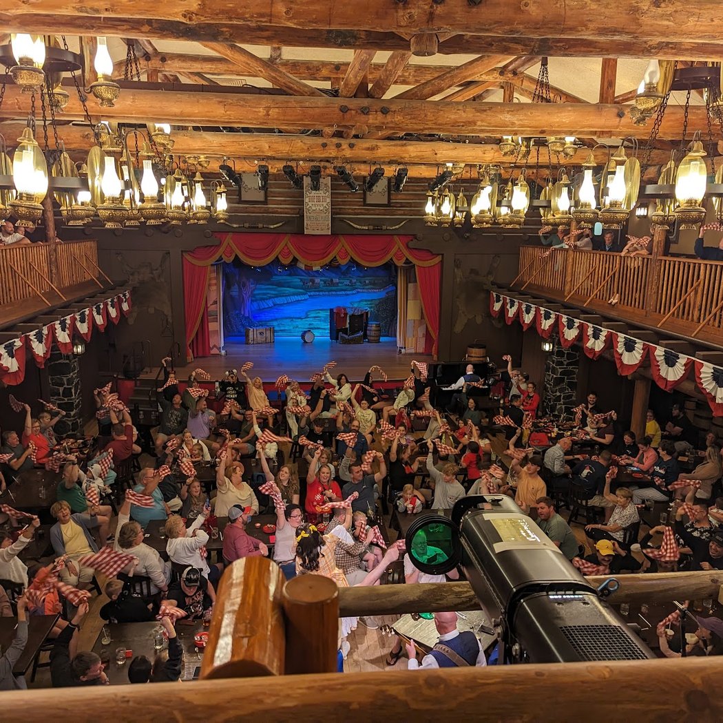 Hoop-Dee-Doo Musical Revue 3