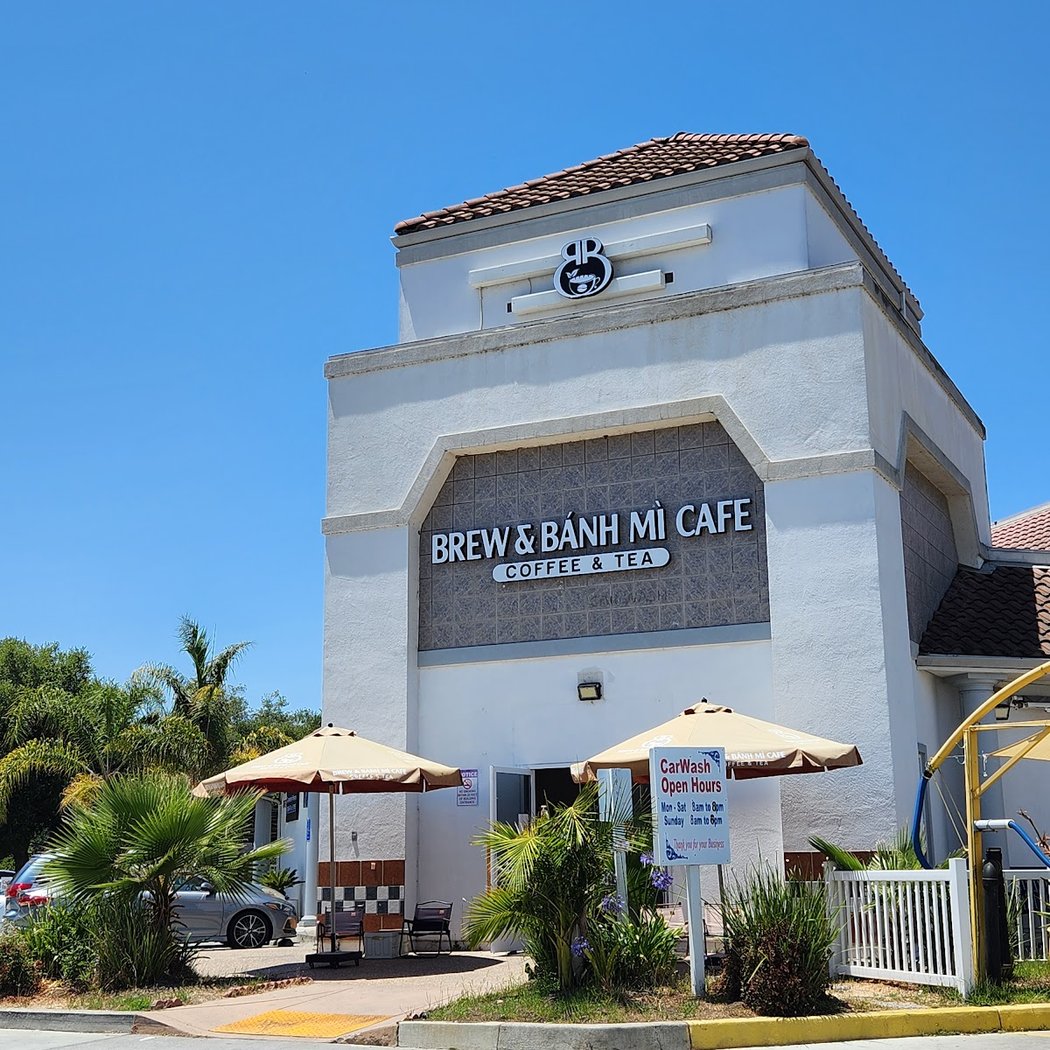 Brew & Banh Mi Cafe 2