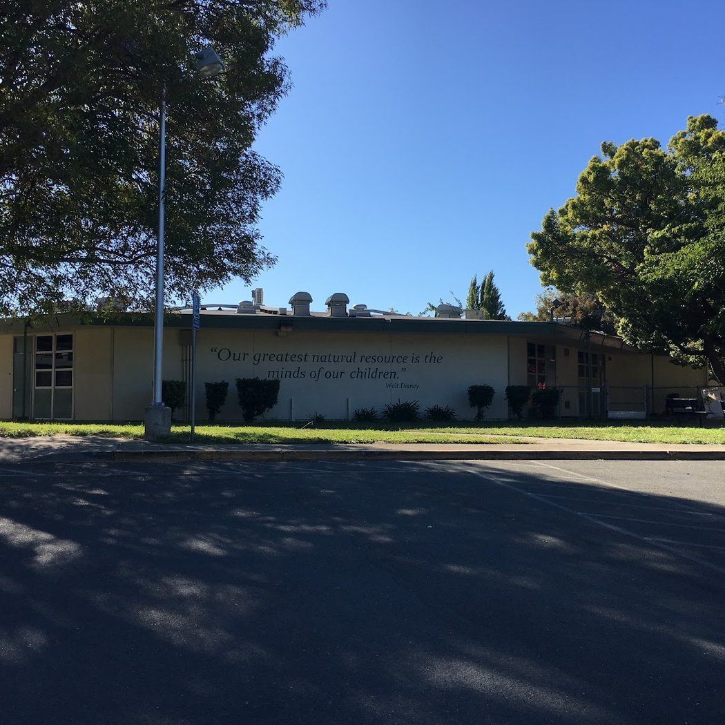 Valle Verde Fall 2025 (Mondays: Pickleball) 4