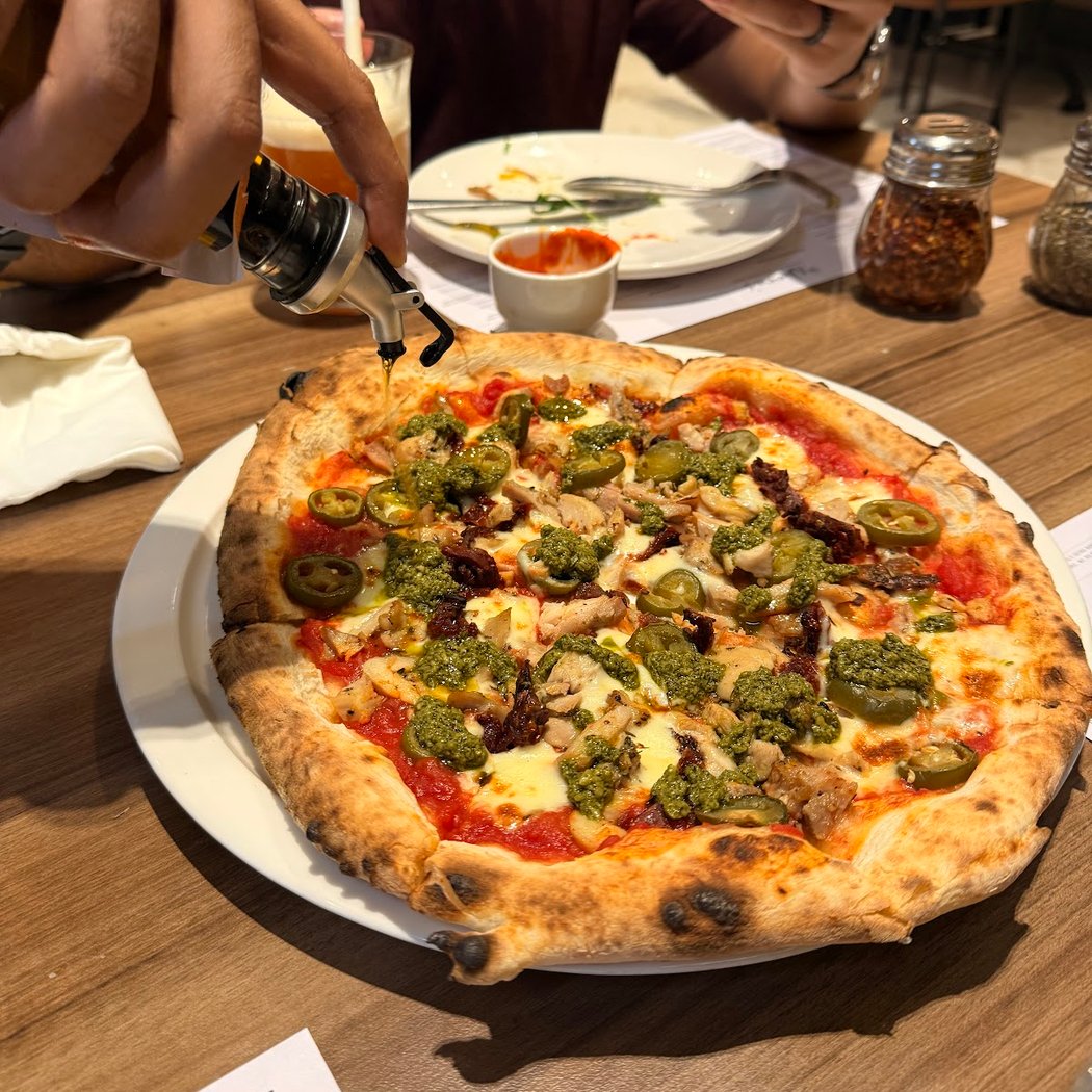 Si Nonna's - The Original Sourdough Pizza | Marksquare | Bengaluru 3