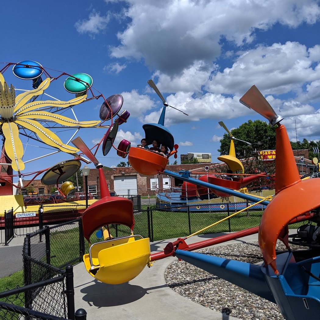 Huck Finn's Playland 3