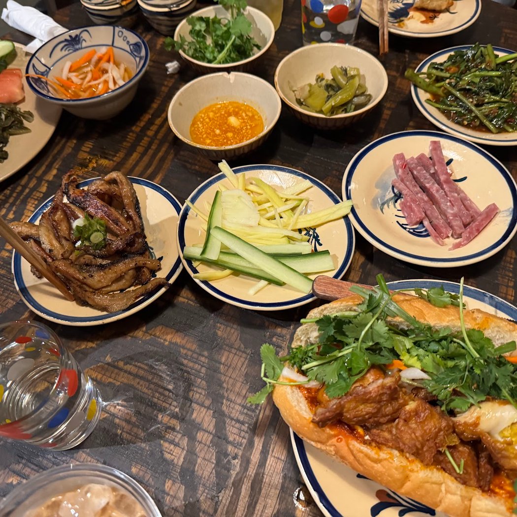 Bánh Anh Em 2