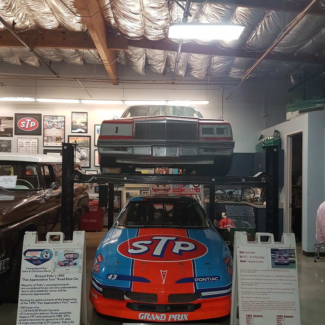 Club Auto Sport Event Center 1