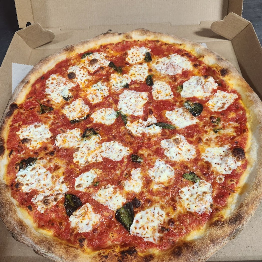 Mulberry Street Pizza 3
