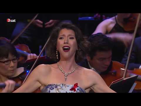 Lisette Oropesa 1