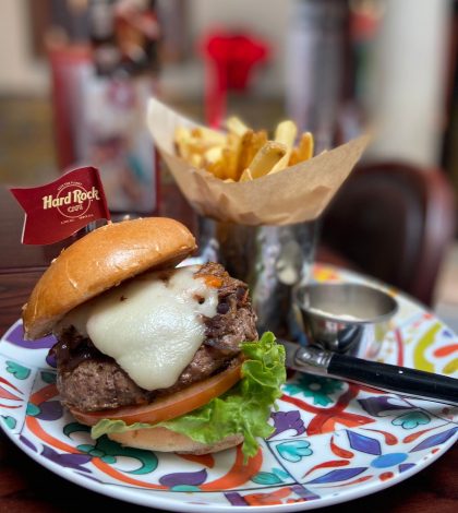 Hard Rock Cafe Sevilla rinde homenaje a la cultura gastronómica regional 1