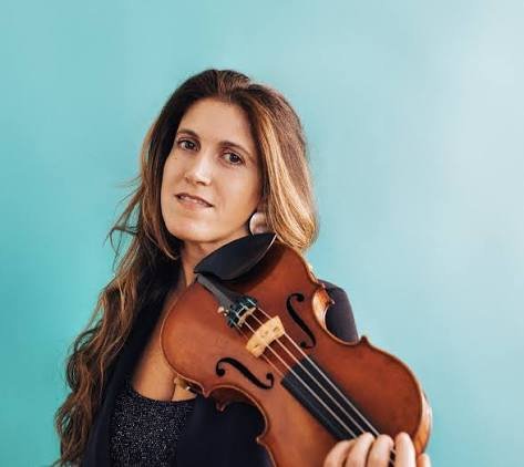 FRI 8 & 9:30 - Ludovica Burtone