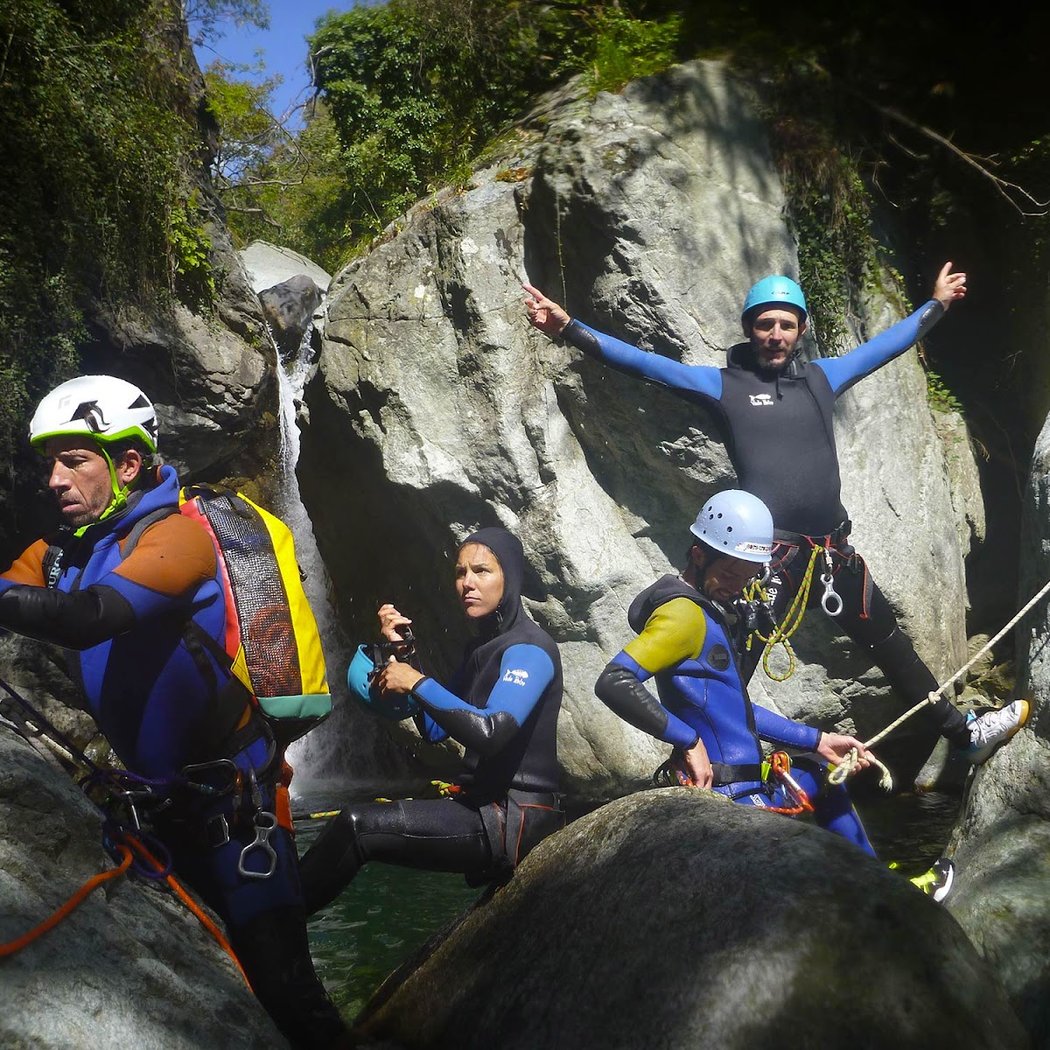 Montagne & Canyon - Canyoning, Randonnée Raquette, Trekking, VTT - Briançon, Serre Chevalier, Hautes-Alpes 1