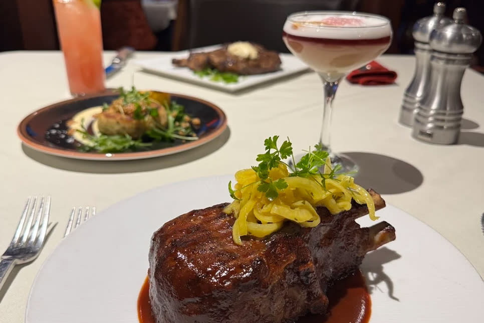 Jack Binion's Steak 3