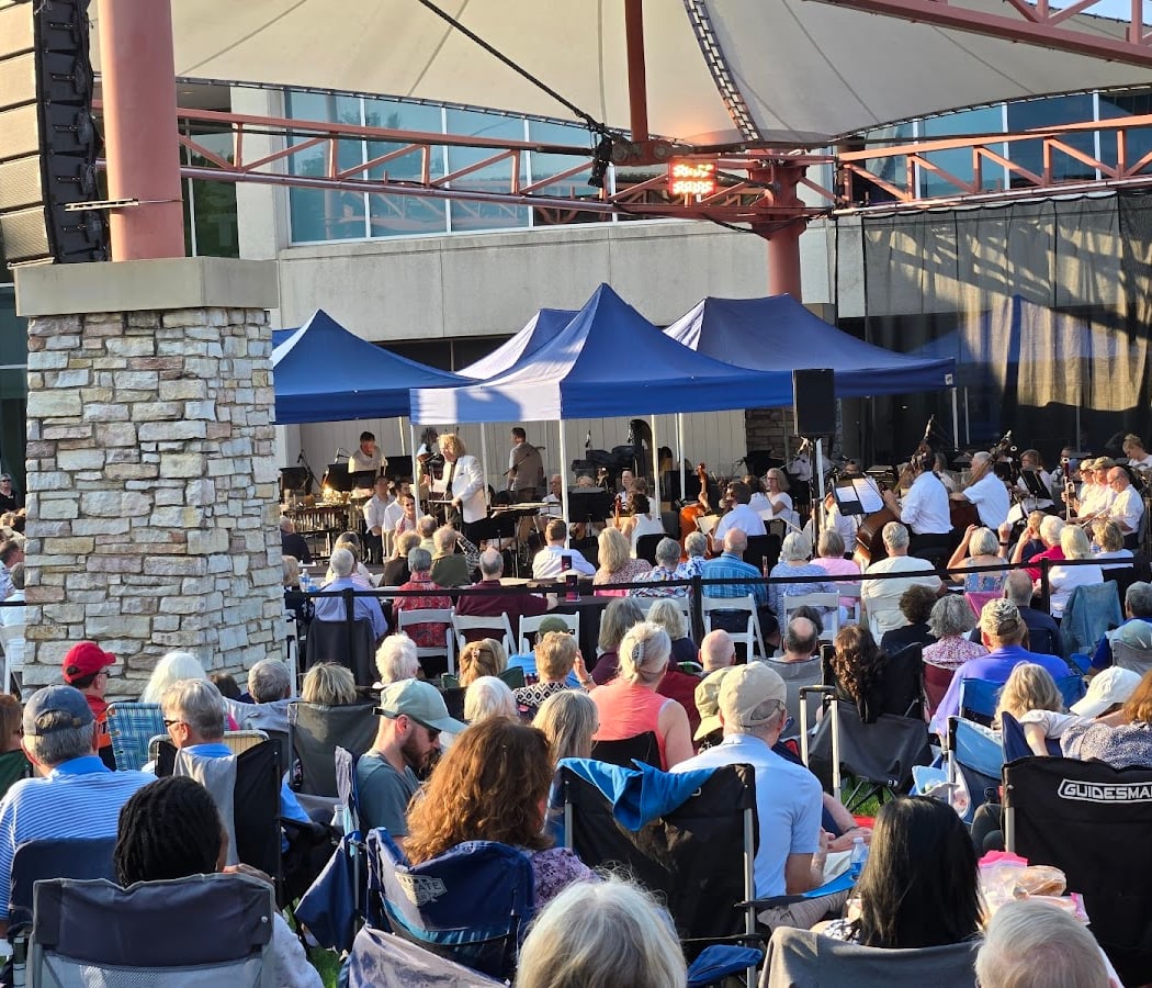 Lakeside Pavilion 3