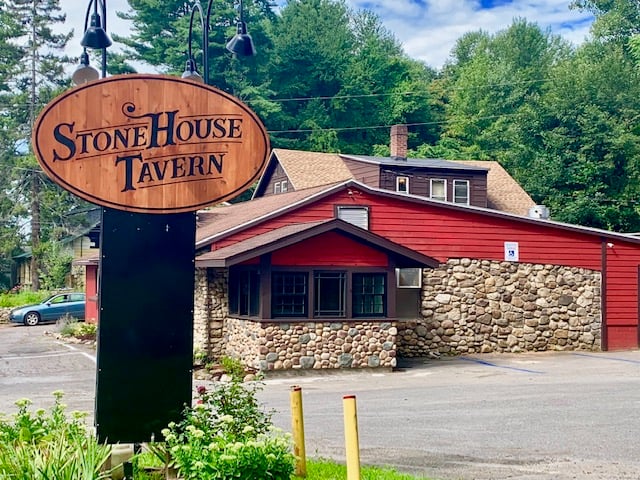 Chris Jackson at Stonehouse Tavern 2