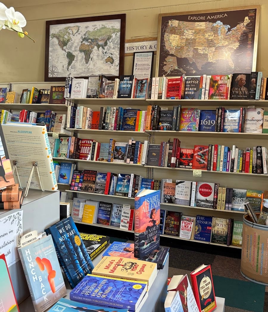 Towne Center Books 1