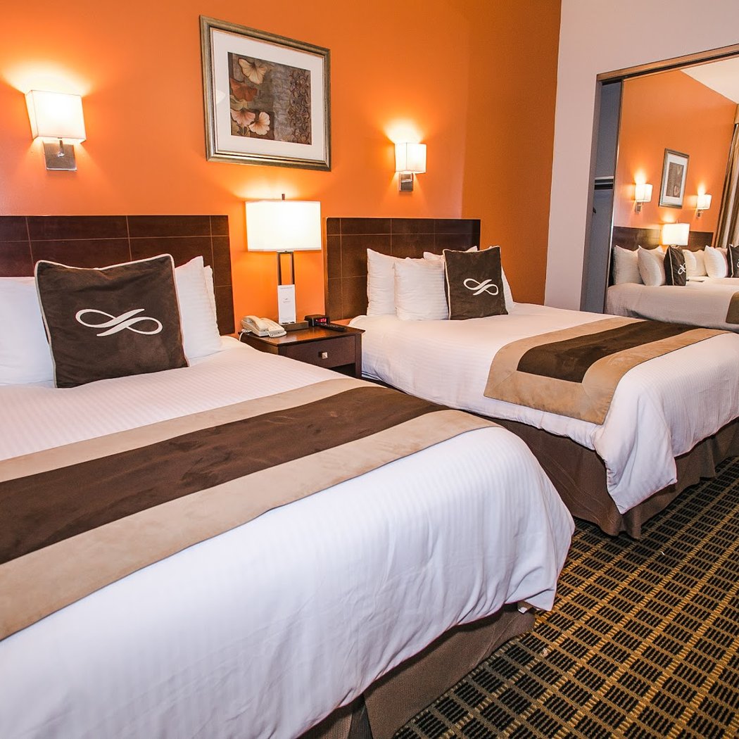 Pointe Plaza Hotel 2