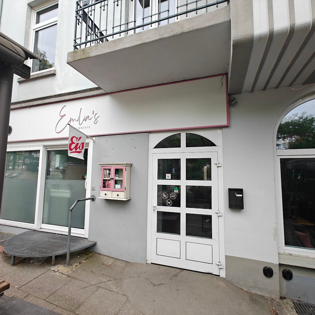 Emilia's Café 2