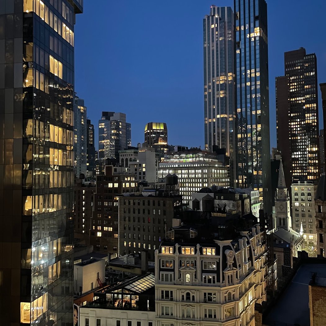 Young Alumni Rooftop Happy Hour 3