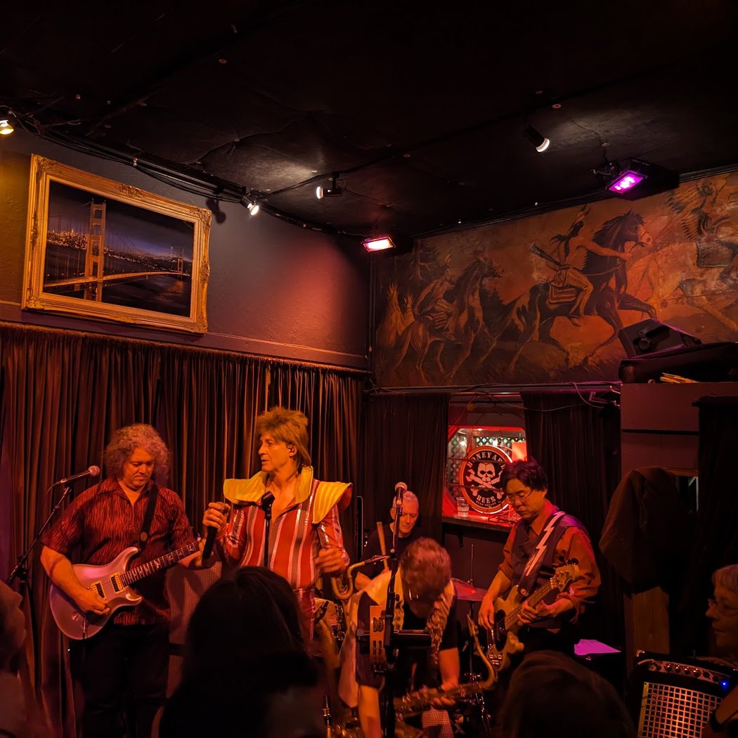 The Lucky Horseshoe 1