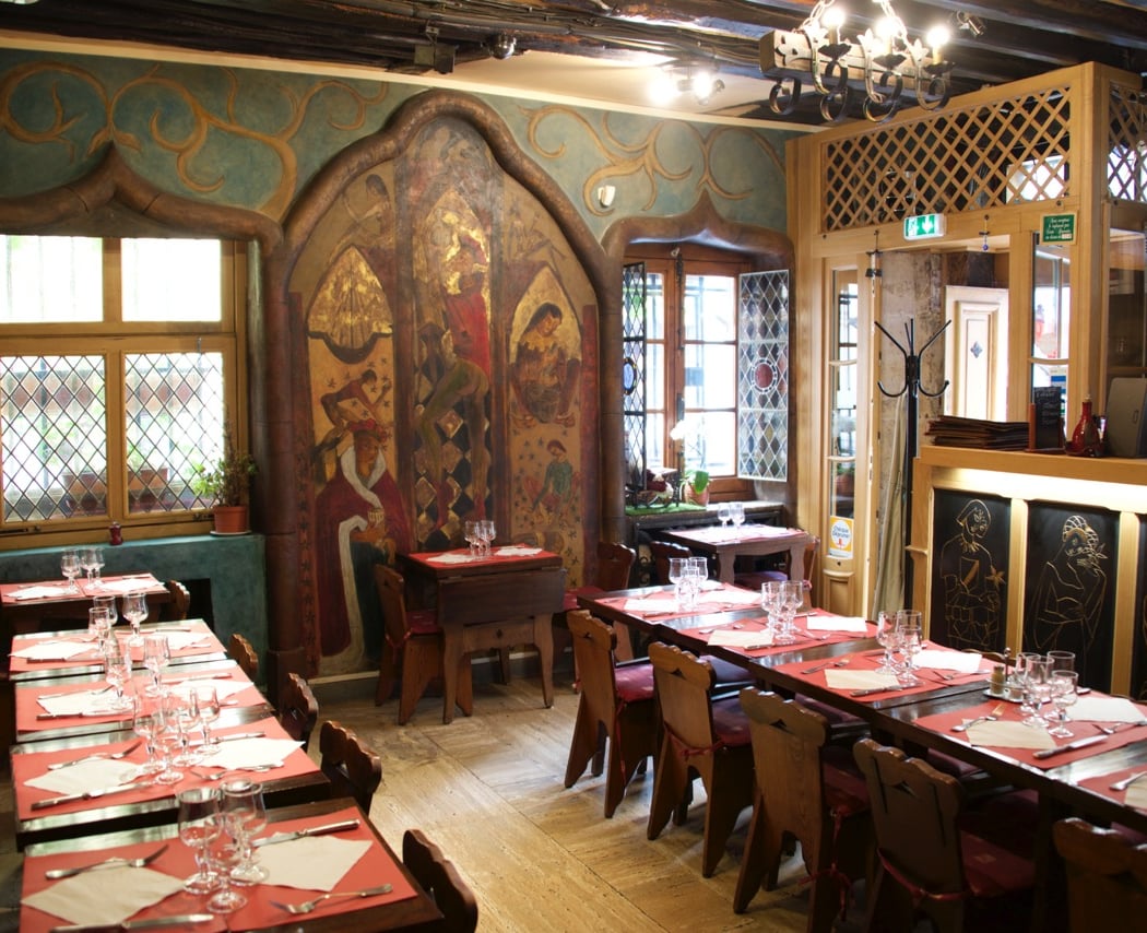 Aux Anysetiers du Roy 3