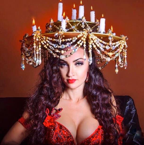 LaUra BellyDance & iDance Weddings Entertainment 1