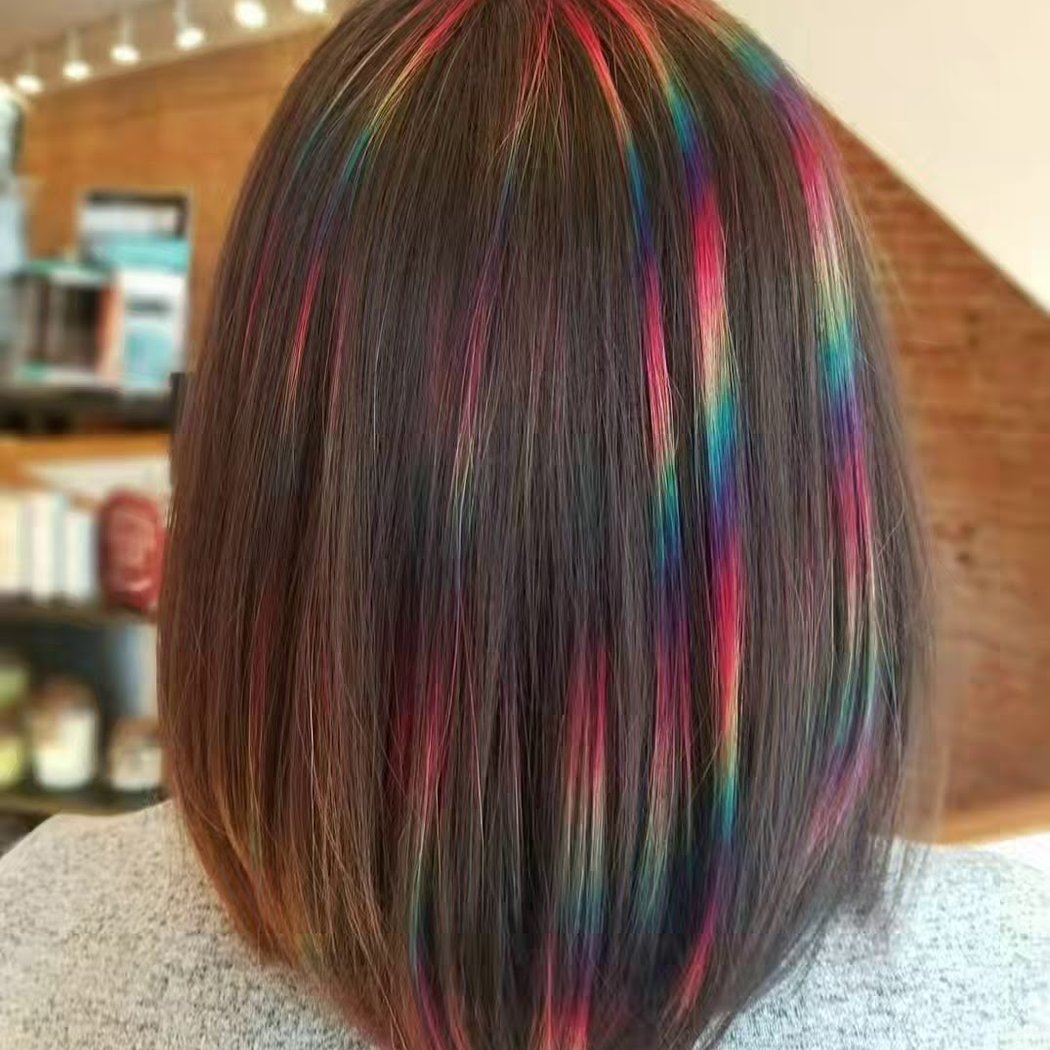 Prism Salon 1