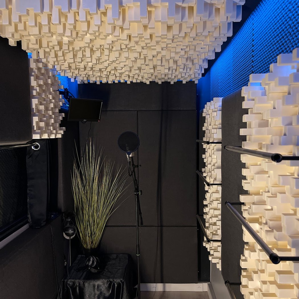 Mango Ice Studio 2
