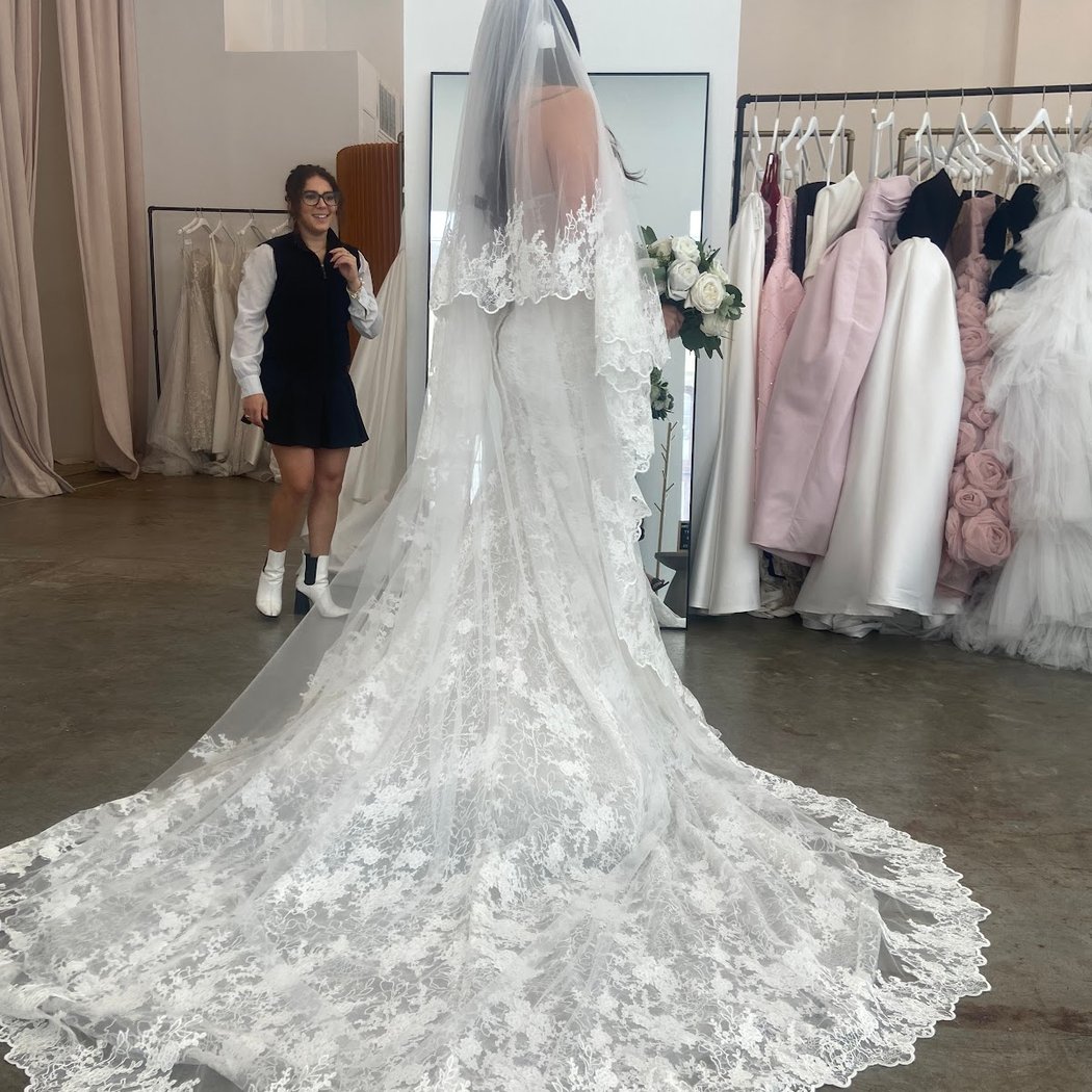 Toni Federici Trunk Show 3