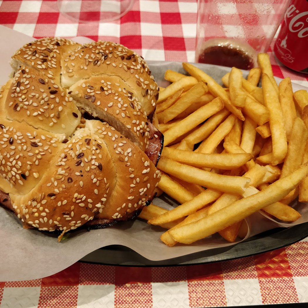 Burger Delight 1