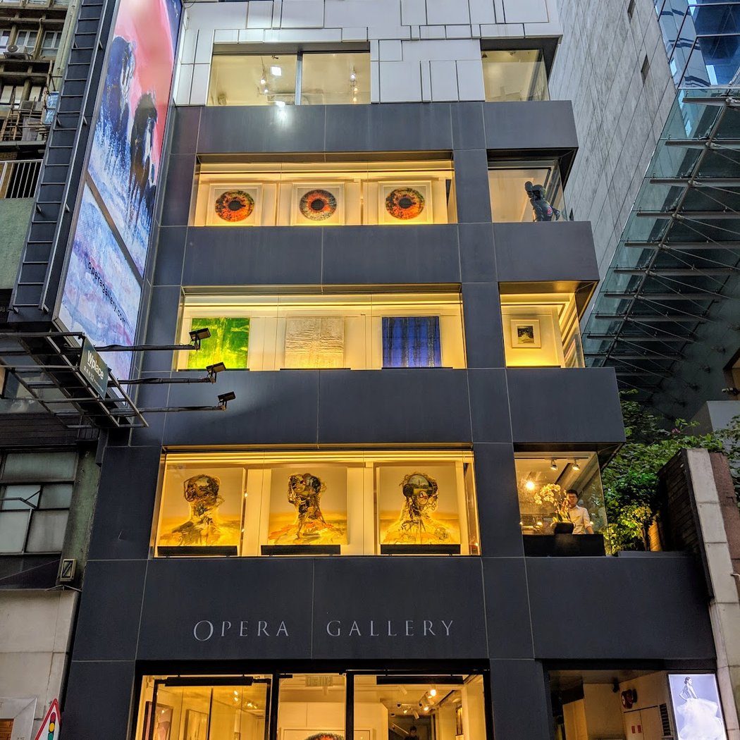 Opera Gallery Hong Kong 3