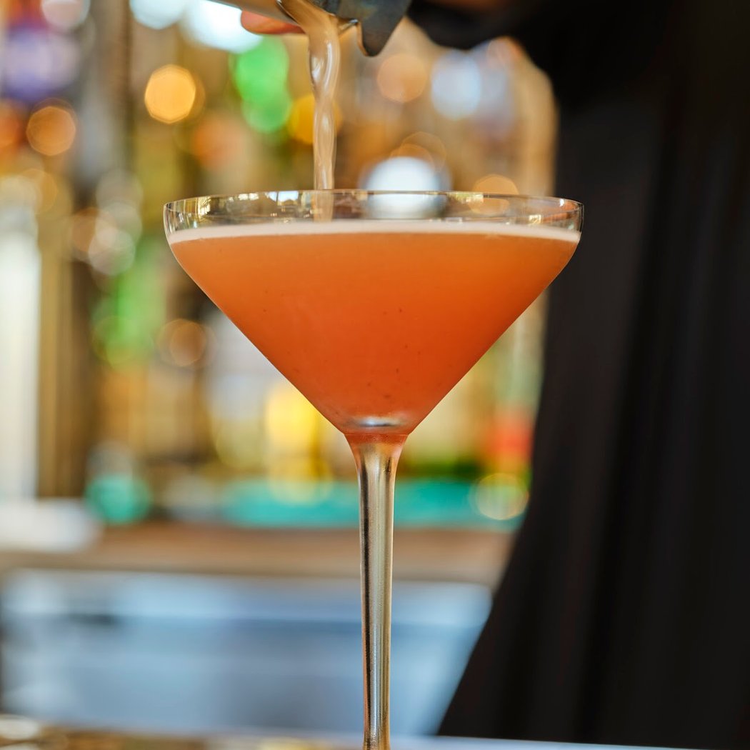 Festive Cocktail Class: Champagne Cocktails 1