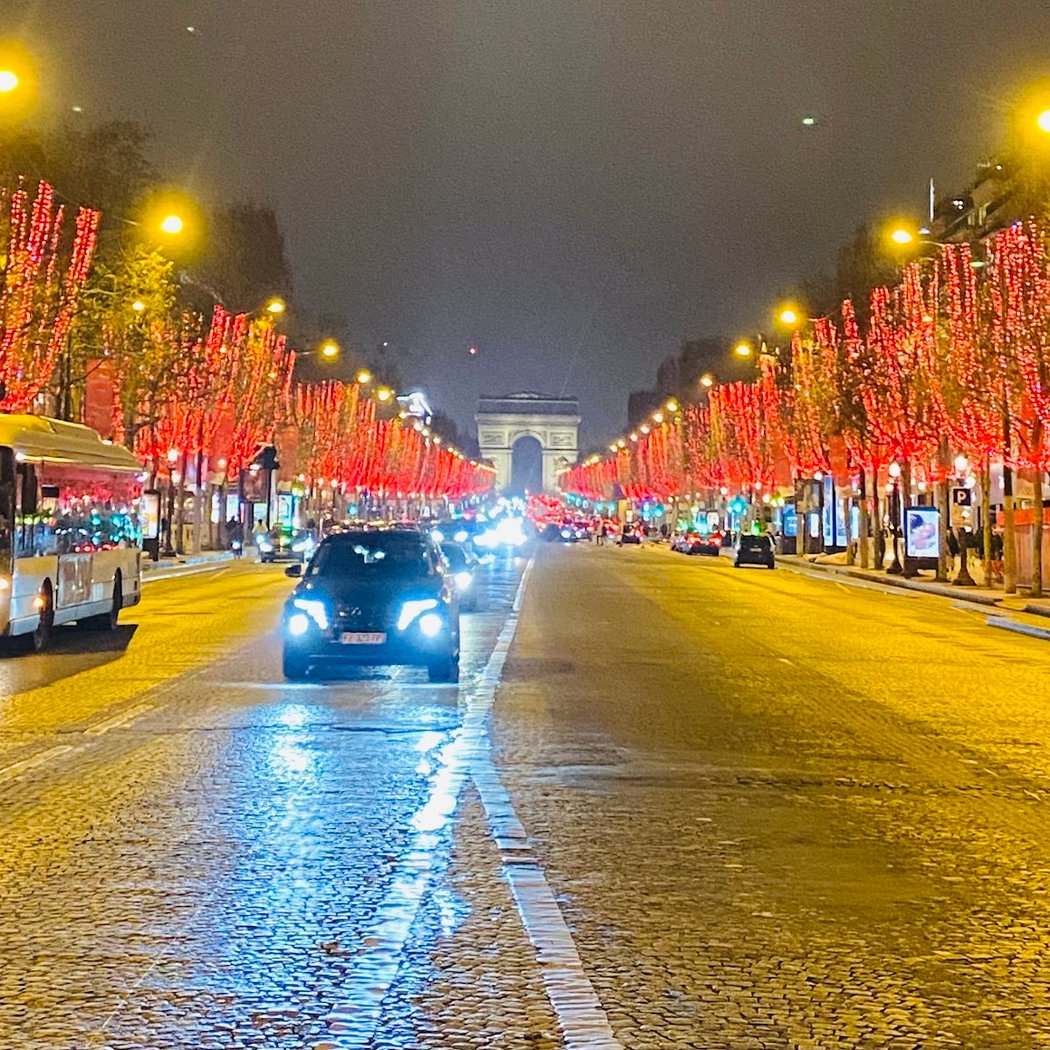 Hôtel du Rond Point des Champs Elysées Paris 8ème - Esprit de France 2