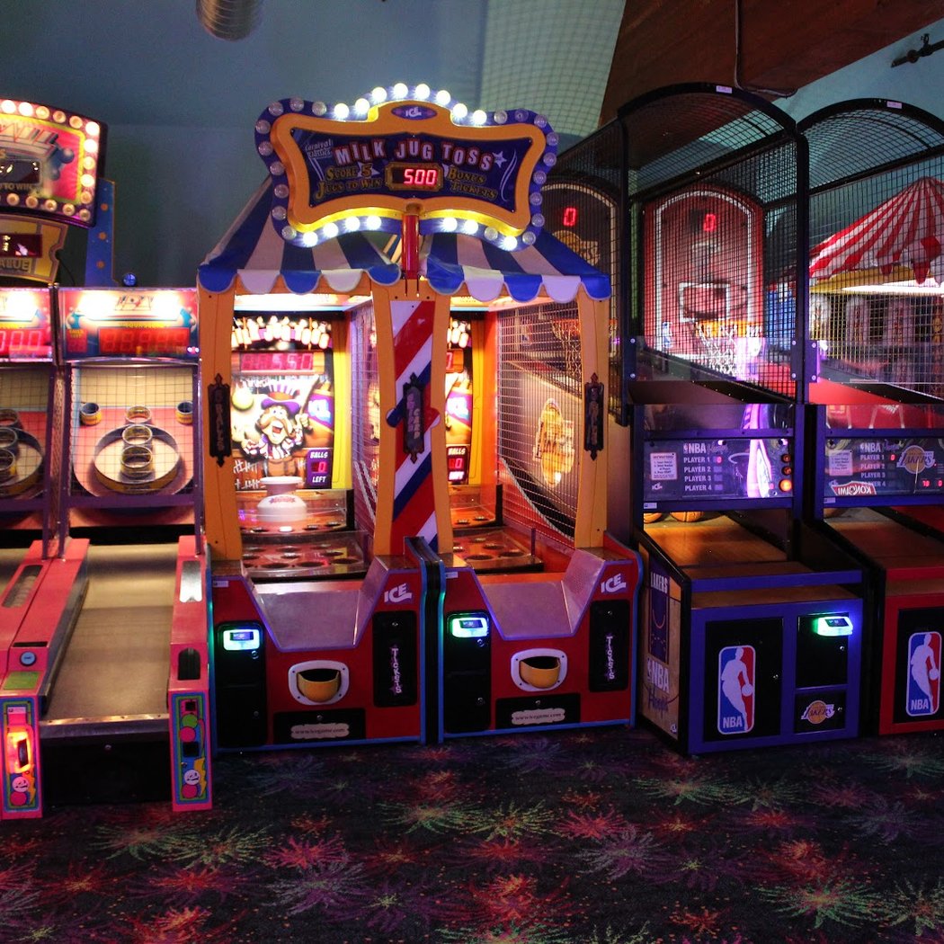 Roxbury Lanes 2