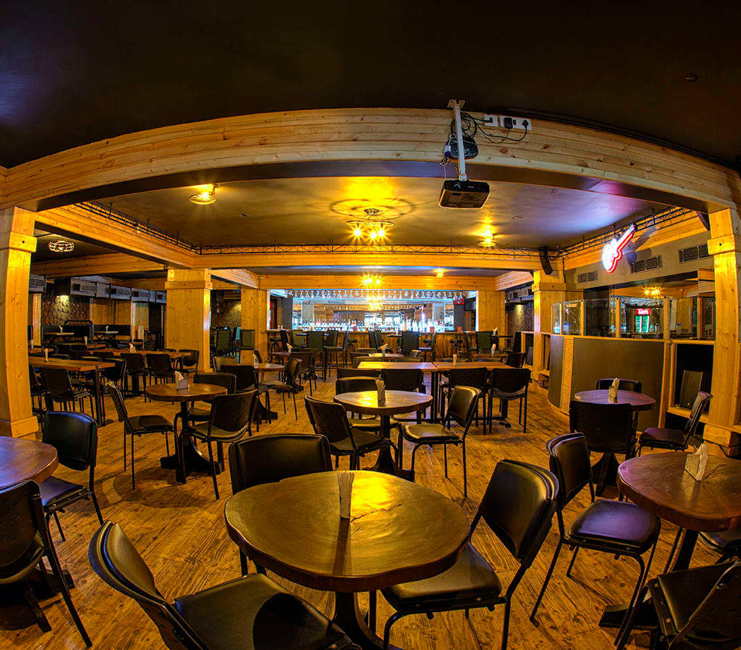 Denny's Pub 2