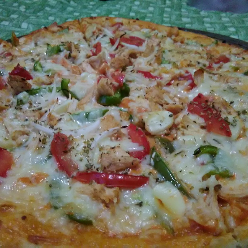 Juniors Pizza 3
