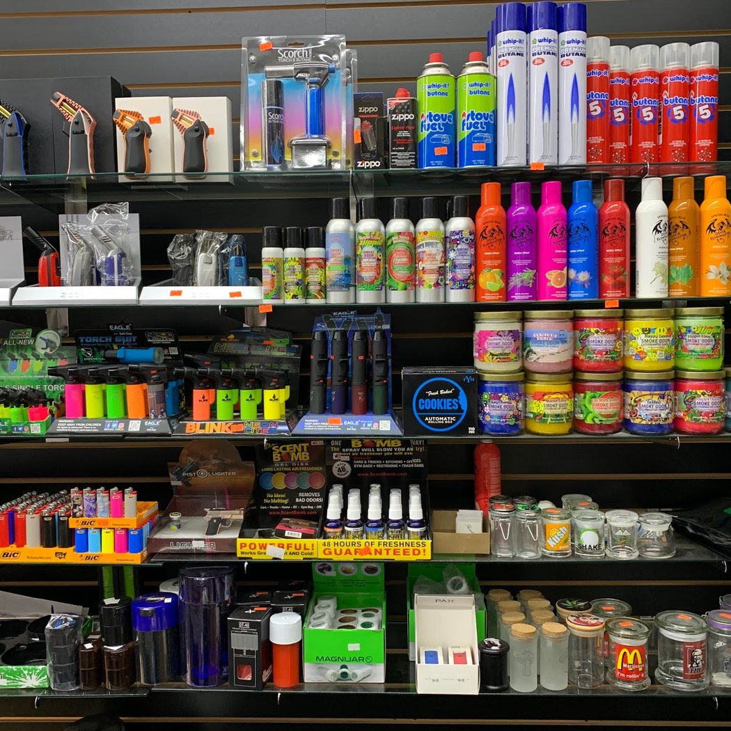 Six Fifty Smoke Shop 3