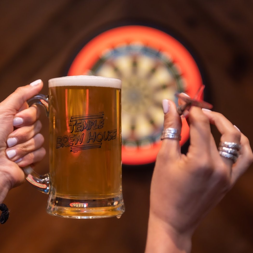 Daly's Wine Bar & Beer Hall 1