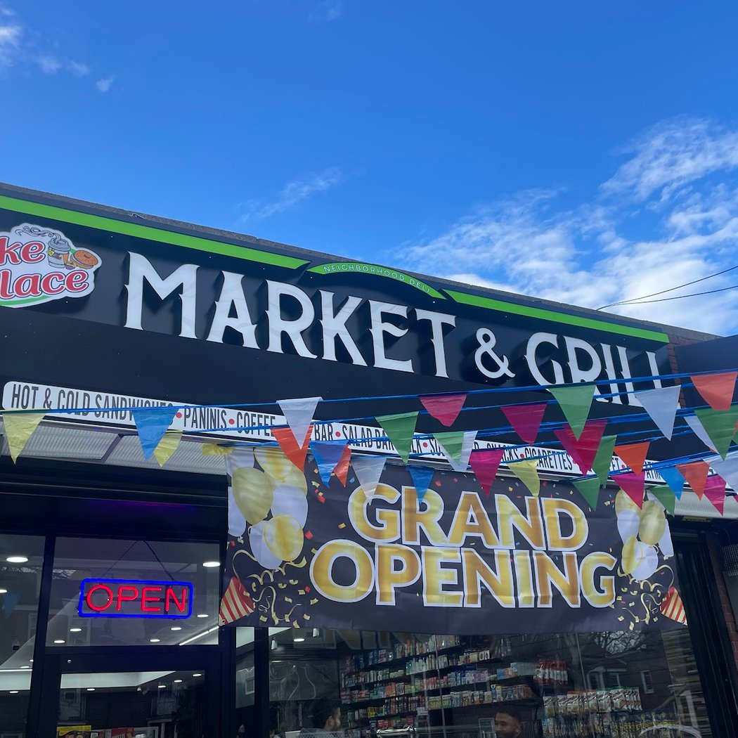 Pike Place Market & Grill 2