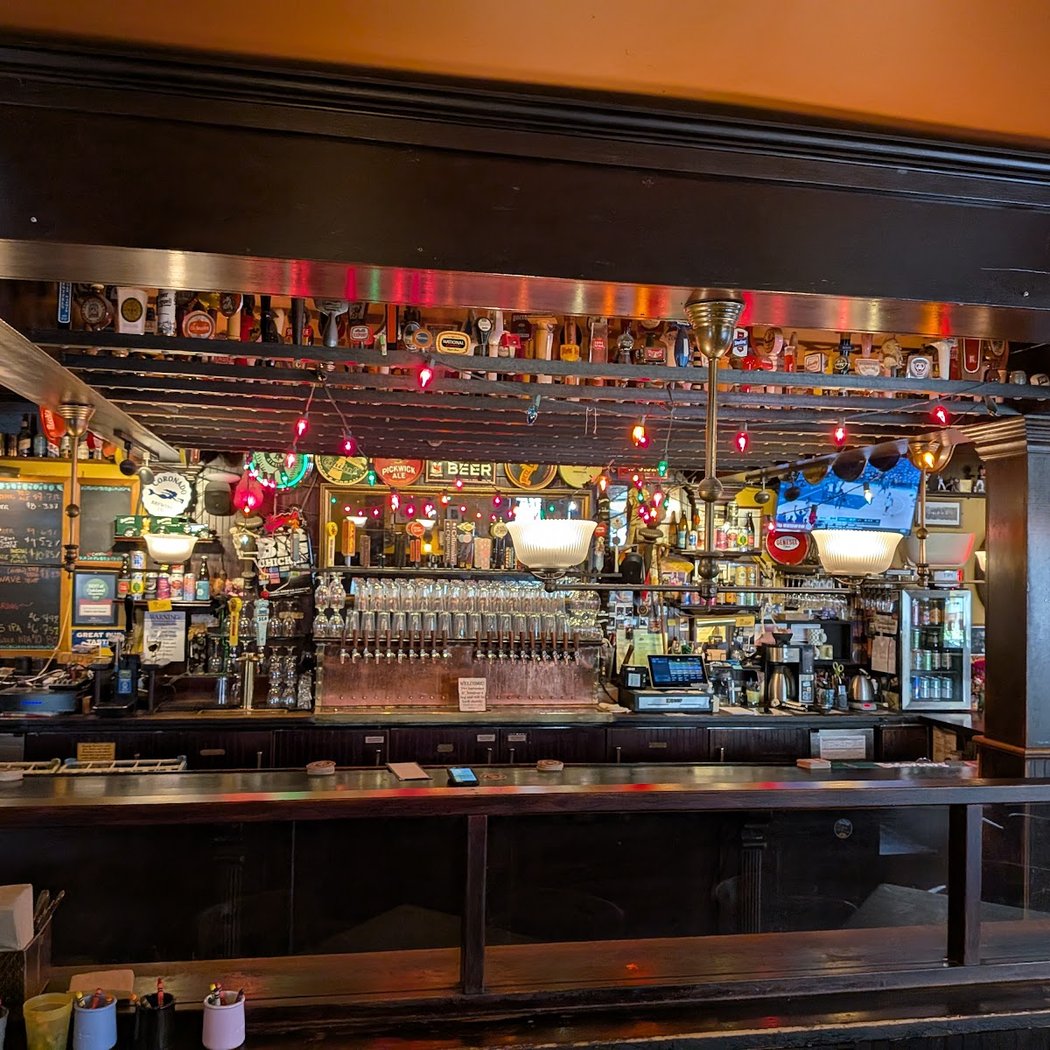 Cato's Ale House 4