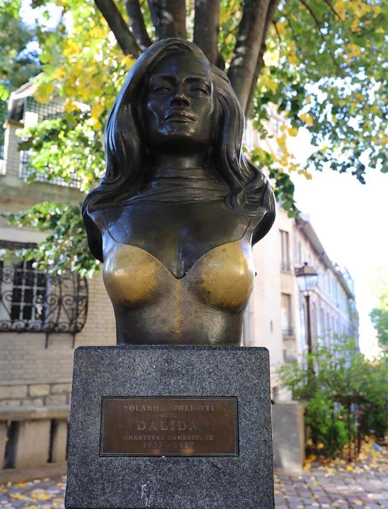 place Dalida 1