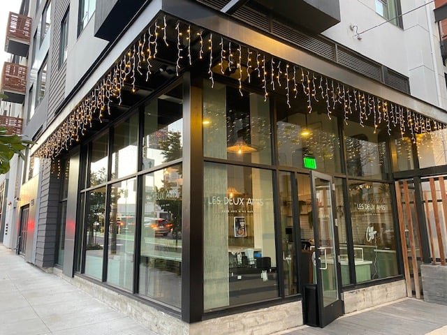 Les Deux Amis Cafe and Wine Bar 2