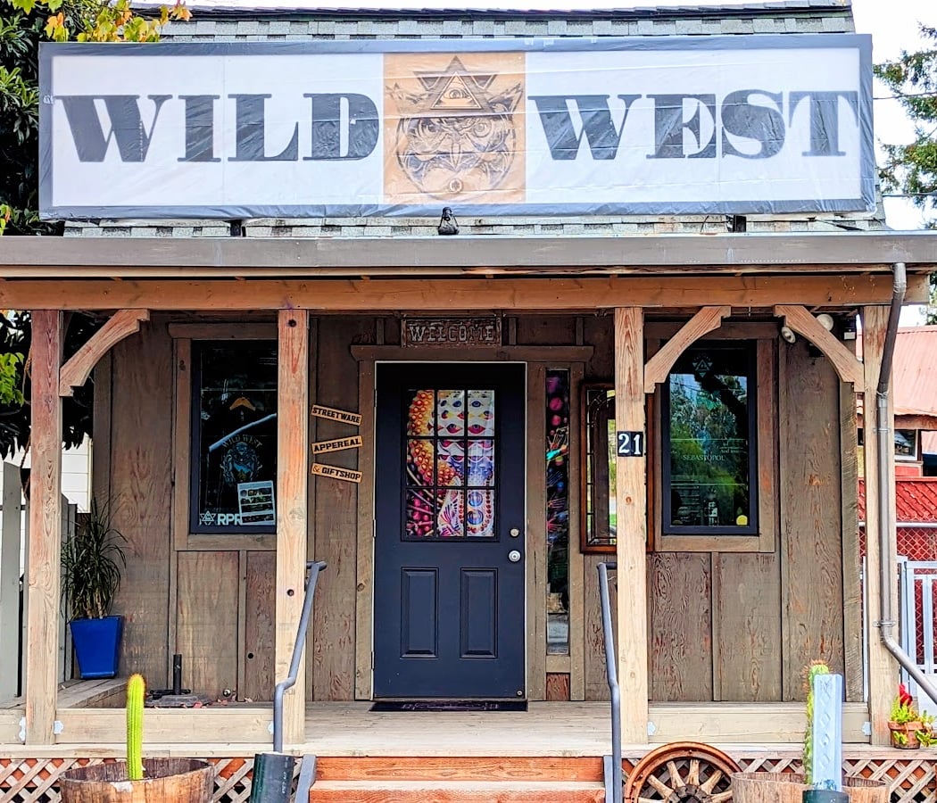 Wild West Showroom & Gift Shop 2