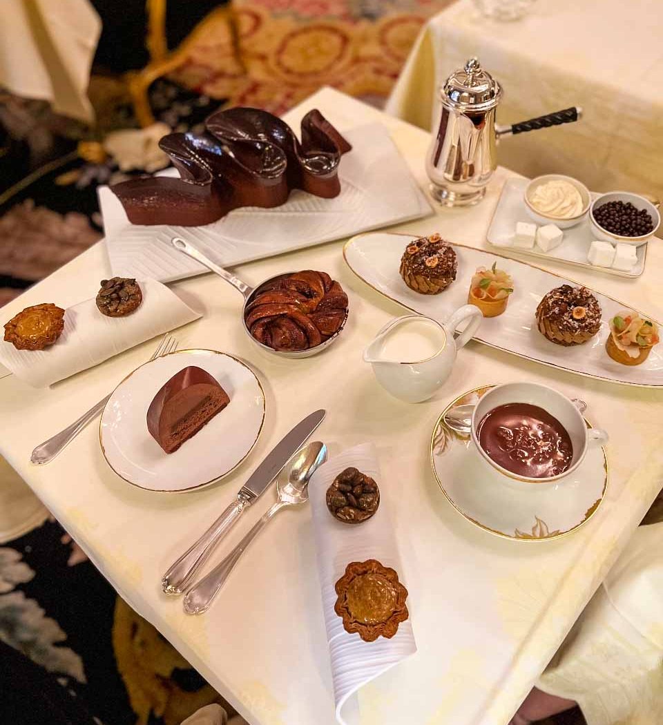 Four Seasons Hotel George V, Paris 2
