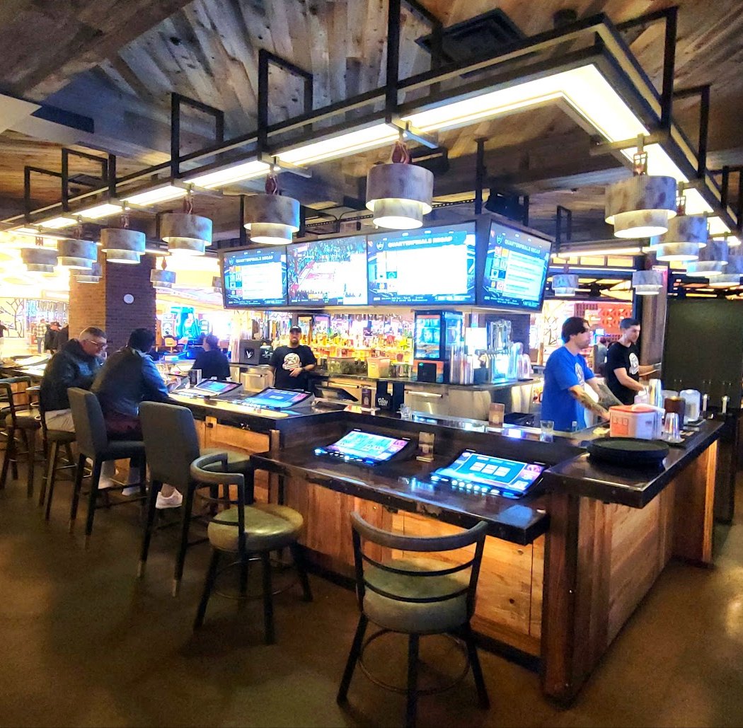 Dawg House Saloon & Sports Book 3