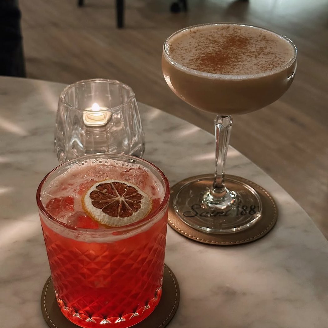 1815 Cafe & Bar 1