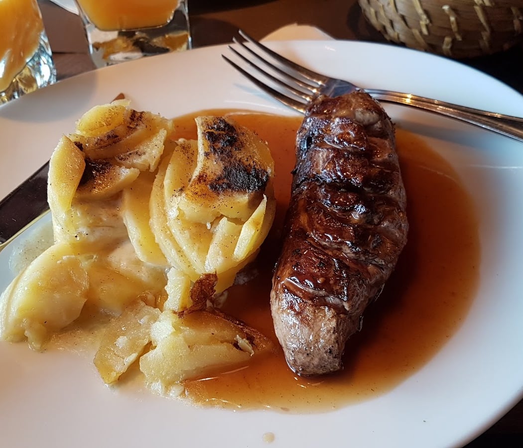 AU PETIT SUISSE BRASSERIE 3