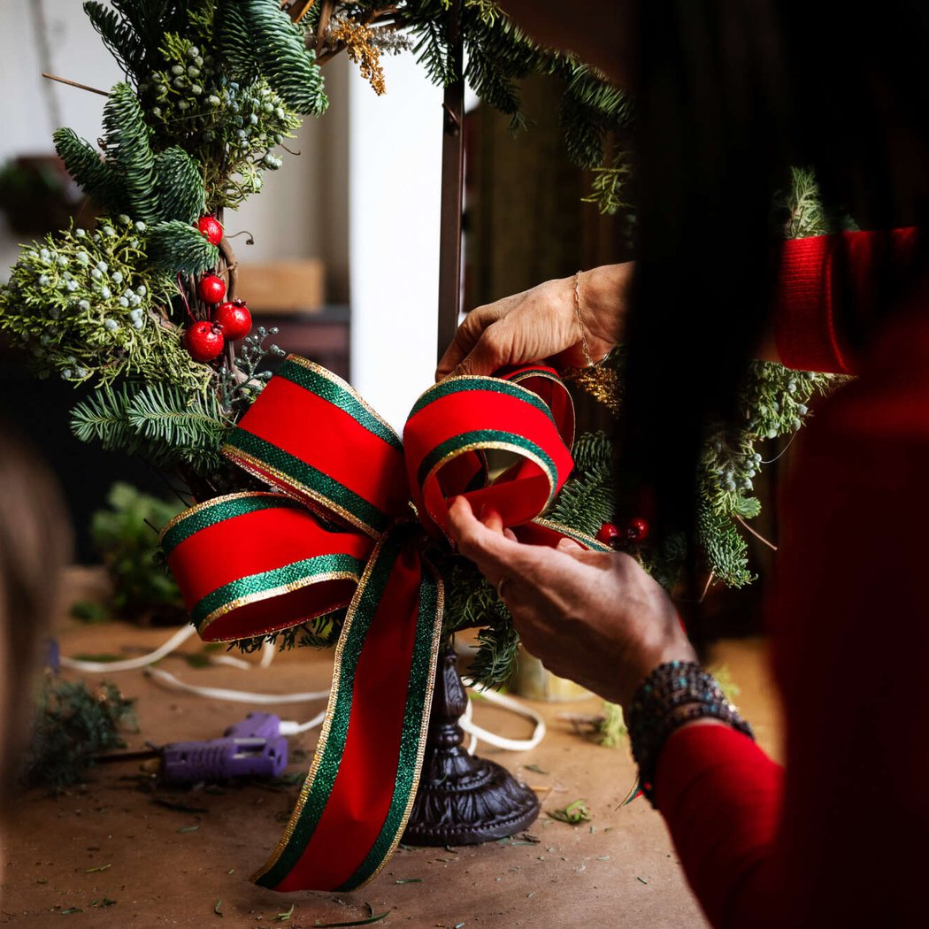 Sip & Craft: Wreathmaking 1