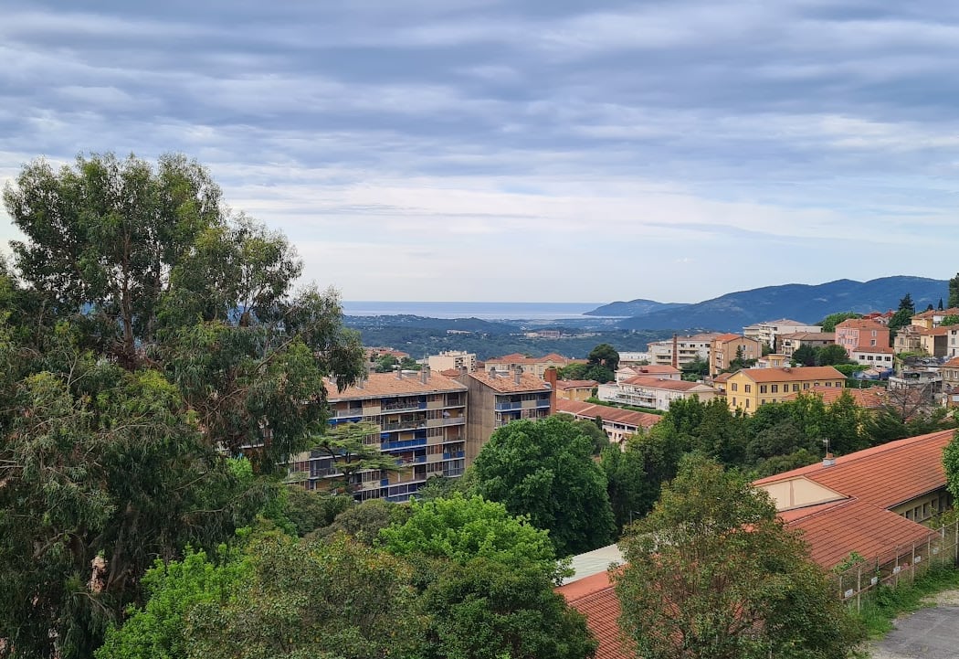 Grasse 5