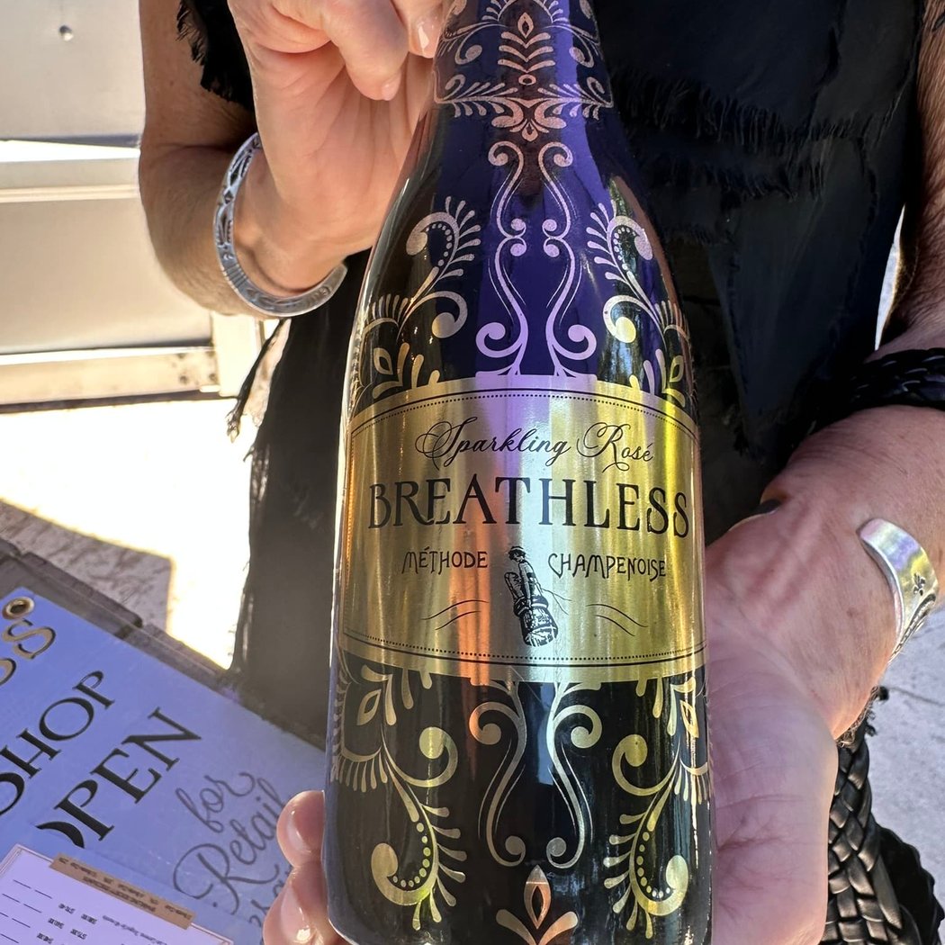 Breathless Sparkling Wines 4
