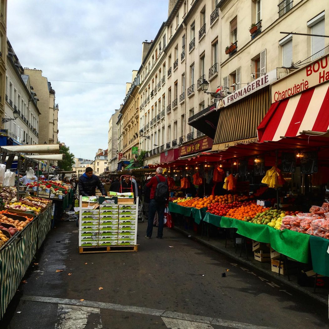 Marché de producteurs Albert Thomas 1
