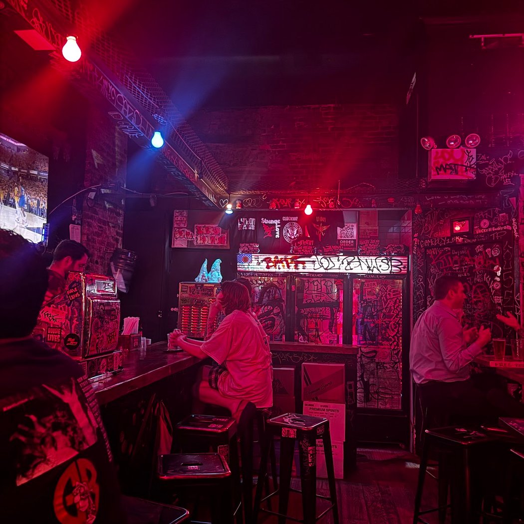 Lyndon Bar 1
