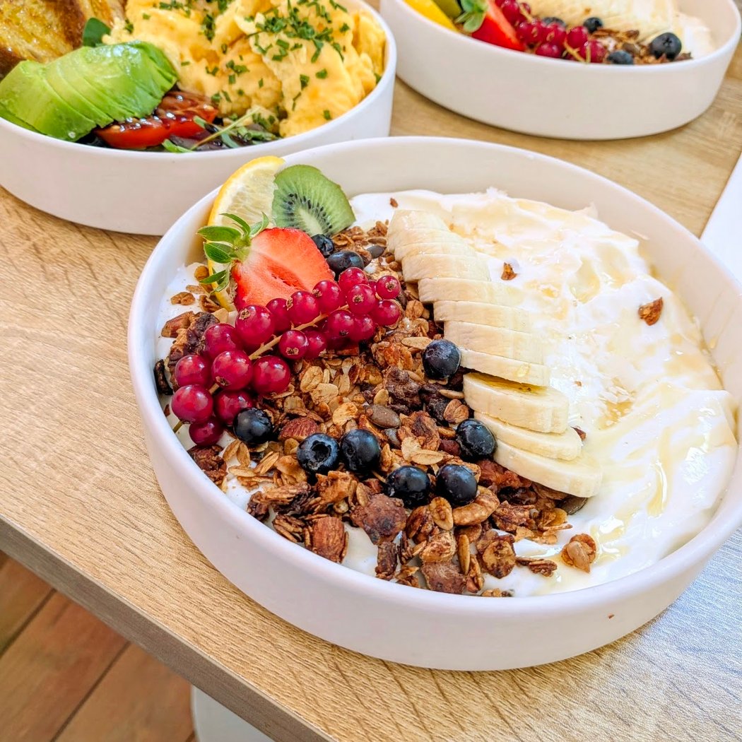 TRUCYS Café BREAKFAST TAPAS Winterhuder Weg 1